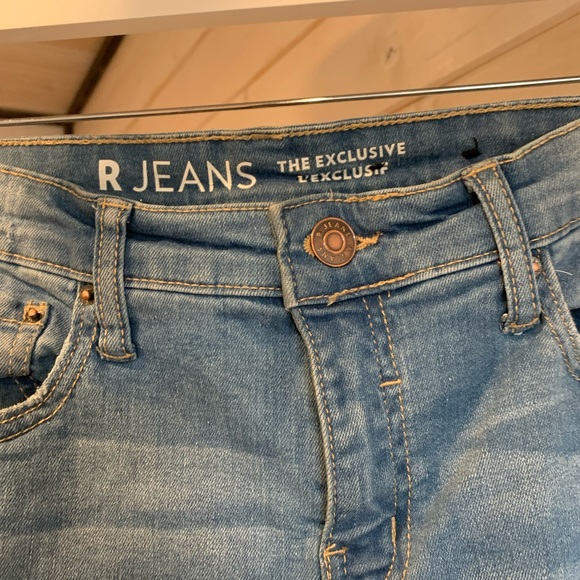 Reitmans | Floral R Jeans - Picture 6 of 7
